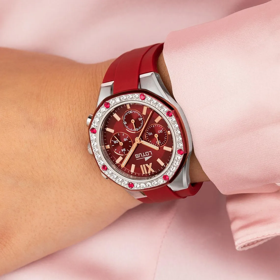 Montre pour femme EXCELLENT L18875-3 avec bracelet en silicone rouge | 3 Suisses