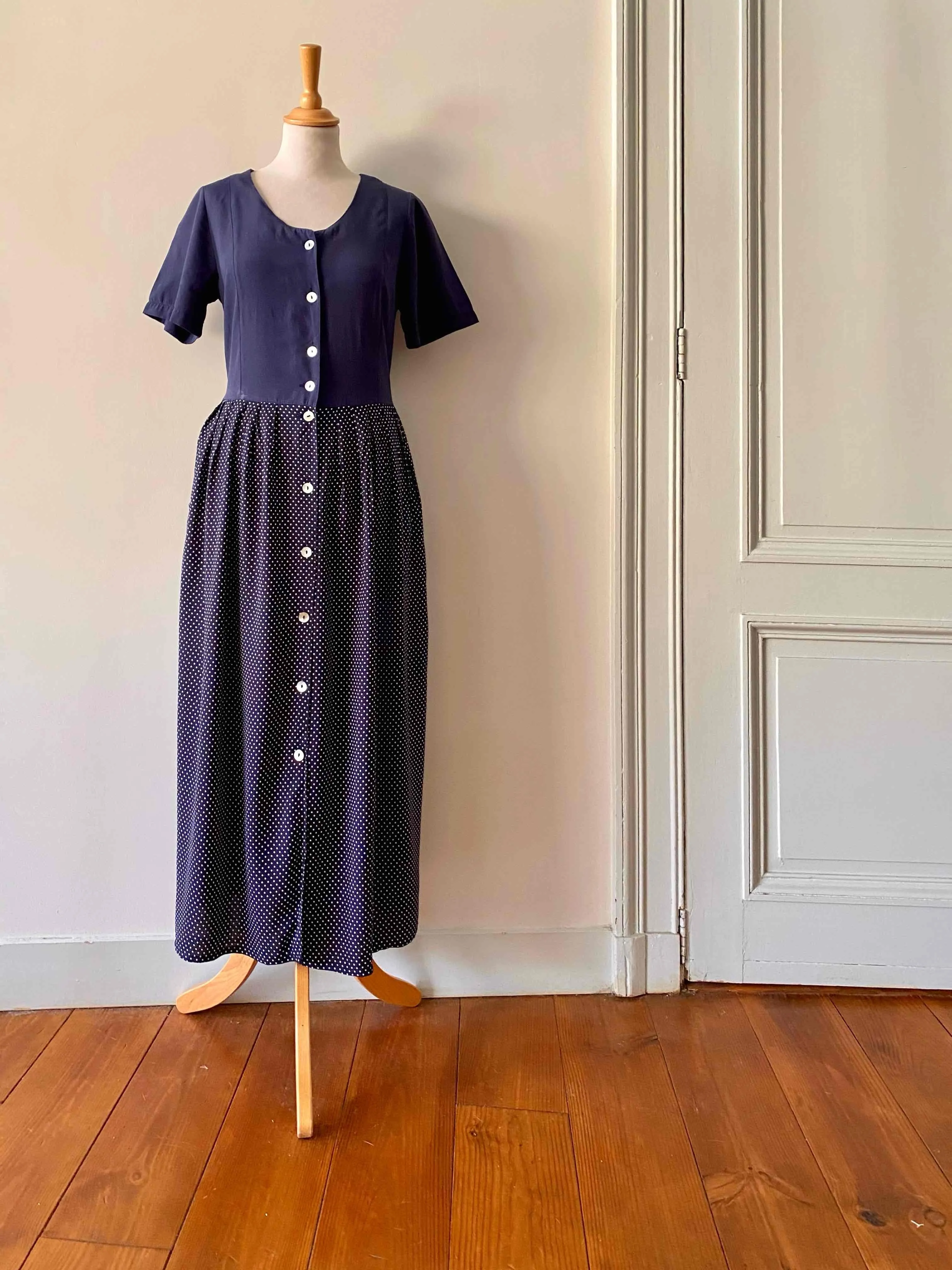 Robe longue à pois