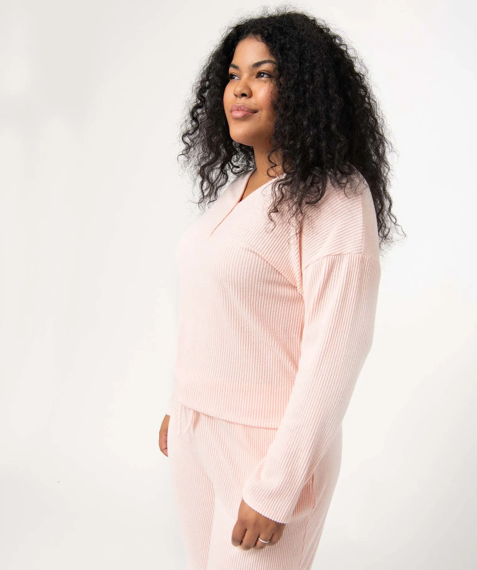 Tee-shirt femme grande taille en maille côtelée douce rose
